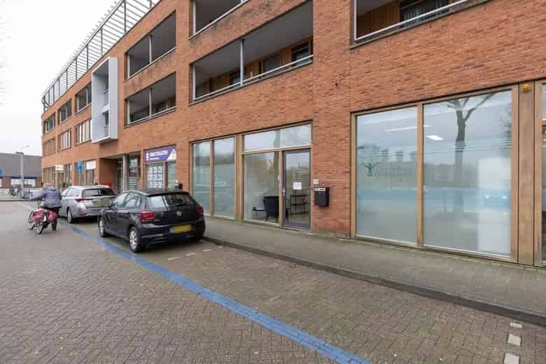 112 m2 Kantoorruimte Huizen te Huur