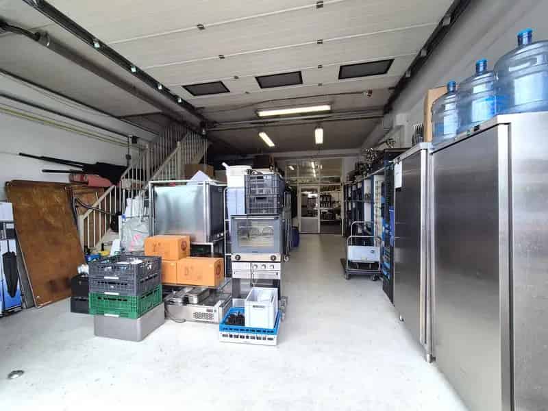 Bedrijfshal te koop Den Haag 160m²