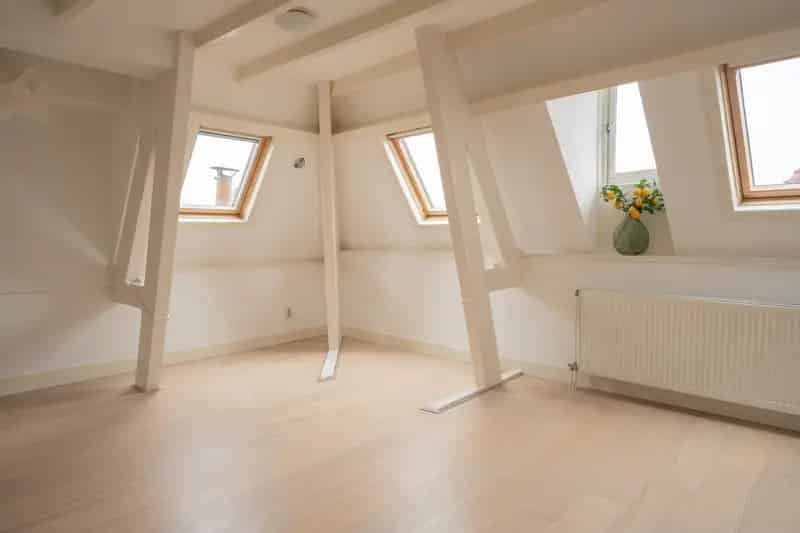 Appartement te koop Den Haag Boekhorststraat 39m2 gerenoveerd
