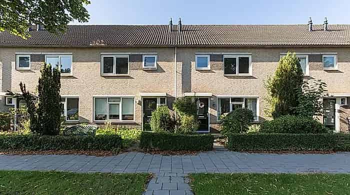 3 Slaapkamers Eengezinswoning Uden Moderne Keuken Zolder