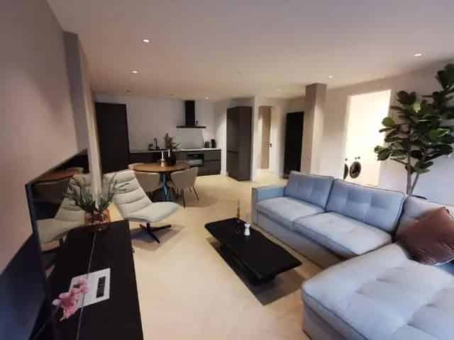 3-kamer appartement Sloterkade te huur