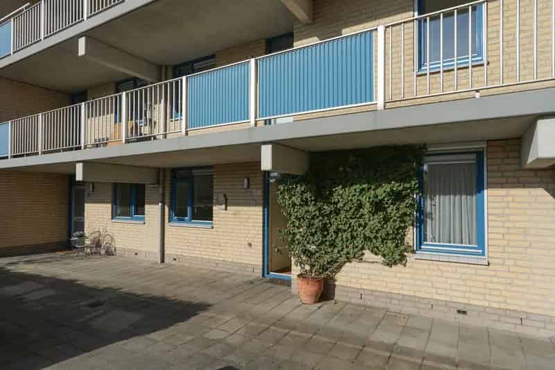 3 Kamer Appartement Nijmegen Eigen Tuin Garage Berging