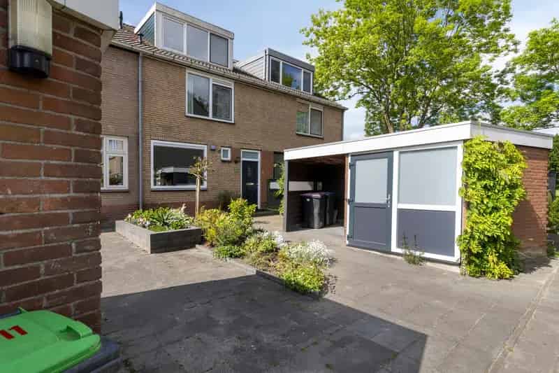 Huis te koop Heenvliet 4 slaapkamers moderne keuken energielabel B