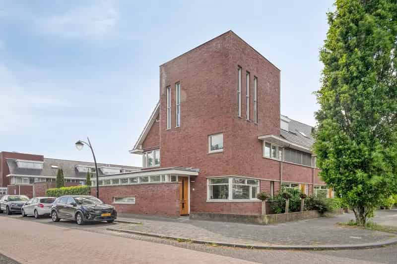 Huis te koop Amersfoort Vathorst: Ruime jaren 30 woning met 21 zonnepanelen