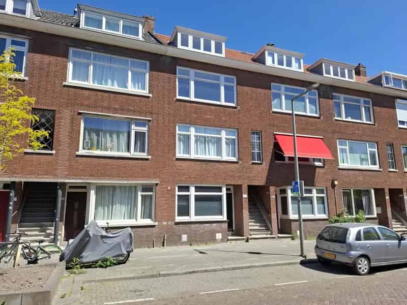 Ruim 4 Kamer Appartement Rotterdam Charlois Nabij Zuidplein