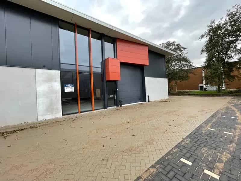 Bedrijfshal Halsteren te Huur 150m2