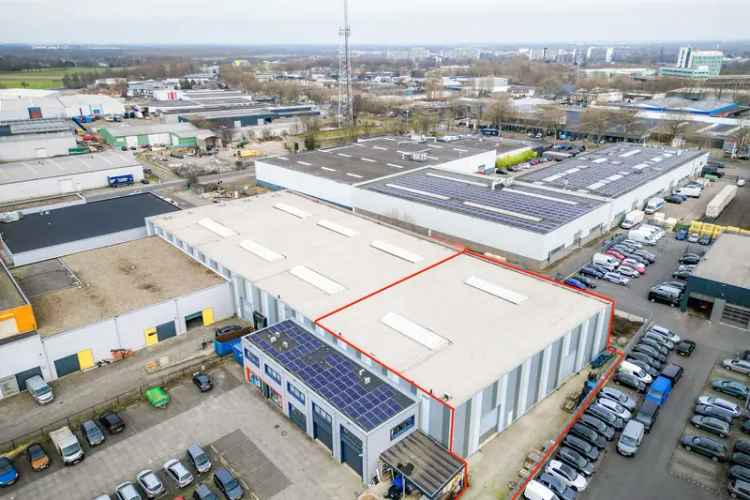 Bedrijfshal Sittard 1000m2 te Huur of Koop