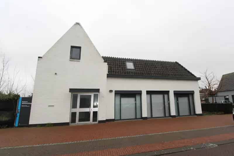 Multifunctioneel pand te koop St Willebrord
