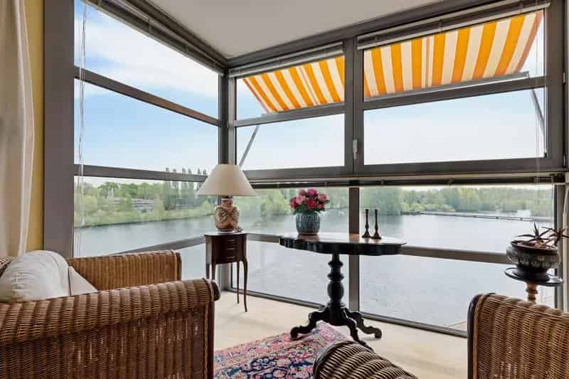 Luxe 4-kamer appartement Amersfoort 135m2  Uitzicht Vijver Emiclaer