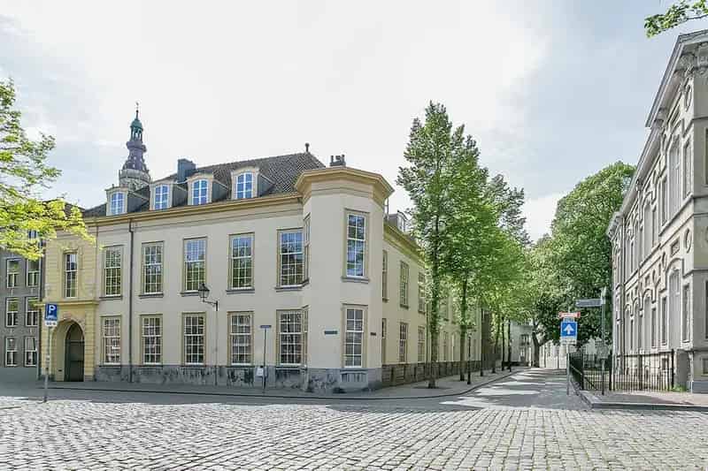 Parkeerplaats te Koop Breda Centrum Kasteelplein