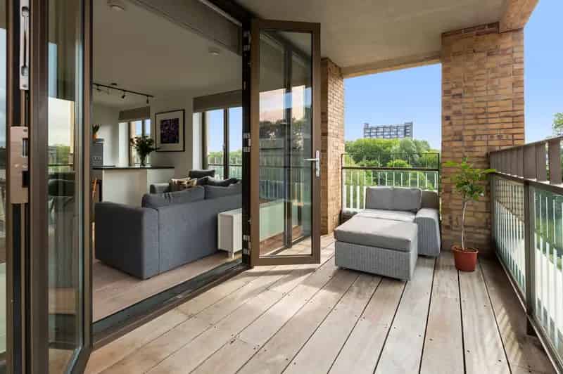 Appartement te koop Amsterdam Andreasplein: 2 slaapkamers, balkon, parkeerplaats