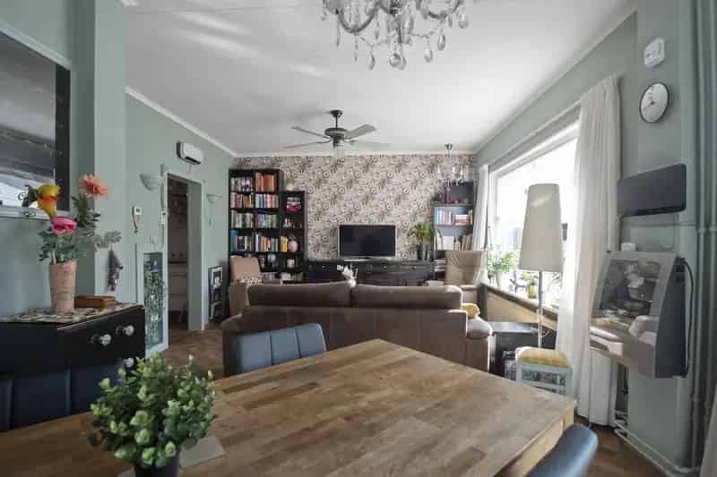 Ruime woning met 3 slaapkamers nabij NS-station