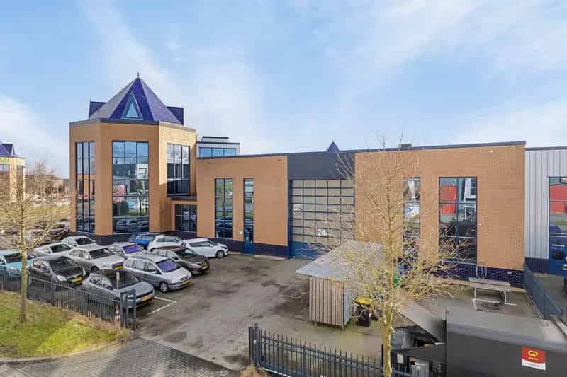 Bedrijfshal Heerhugowaard te huur 1076 m2 Kantoren 634,5 m2