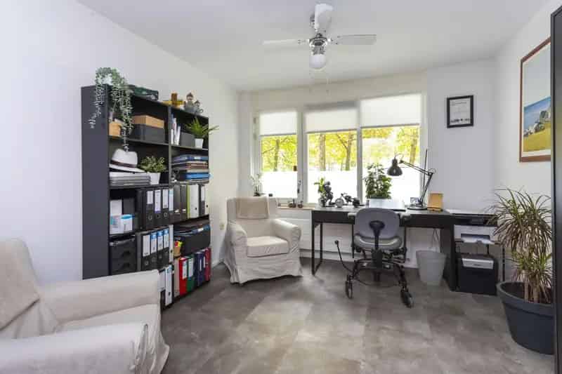Luxe Singelwoning met 4 Verdiepingen en Riante Tuin in De Meern