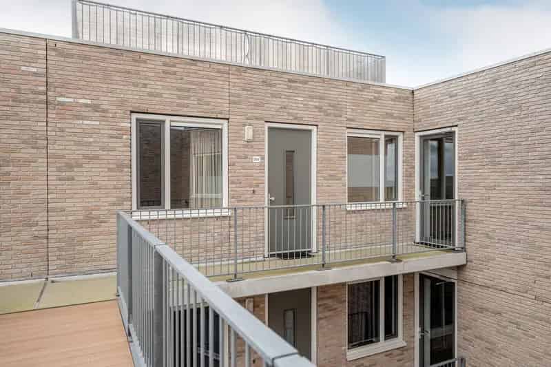 Luxe 3-kamerappartement Almere Poort Ruim Dakterras Eigen Parkeerplaats
