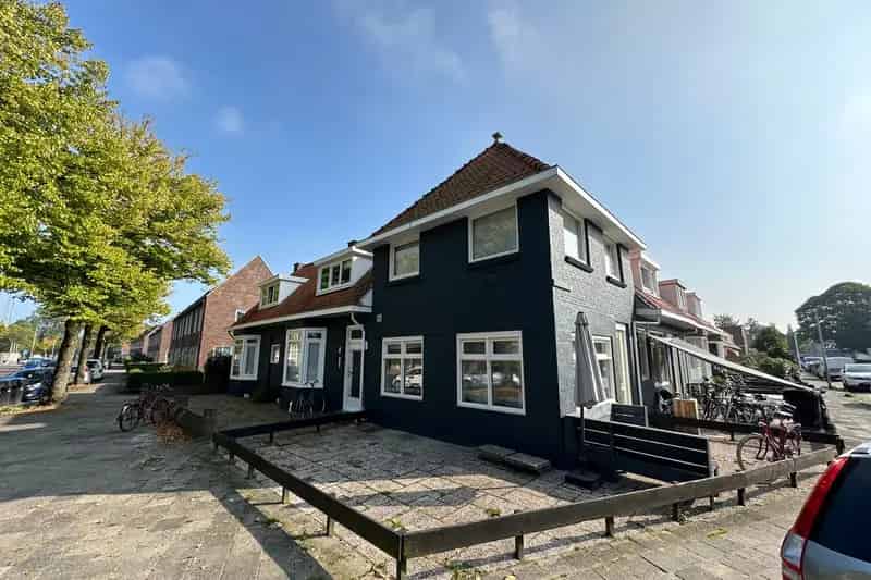 Beleggingspand Leeuwarden 12 Kamers 3 Studio's  €62000 Netto Huuropbrengst