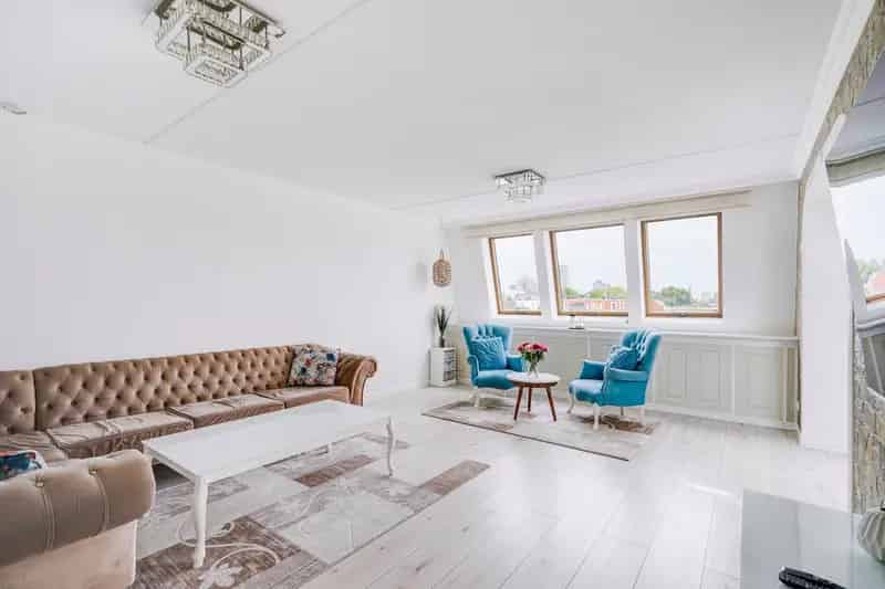 Instapklaar Dubbel Bovenhuis Den Haag 120m2 5 Kamers Dakterras
