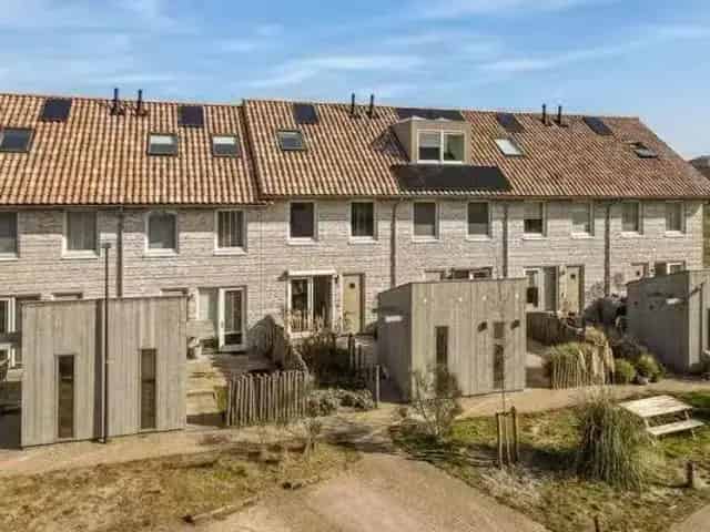 Huis te Koop Almere Europakwartier Oost 4 slaapkamers 184m2