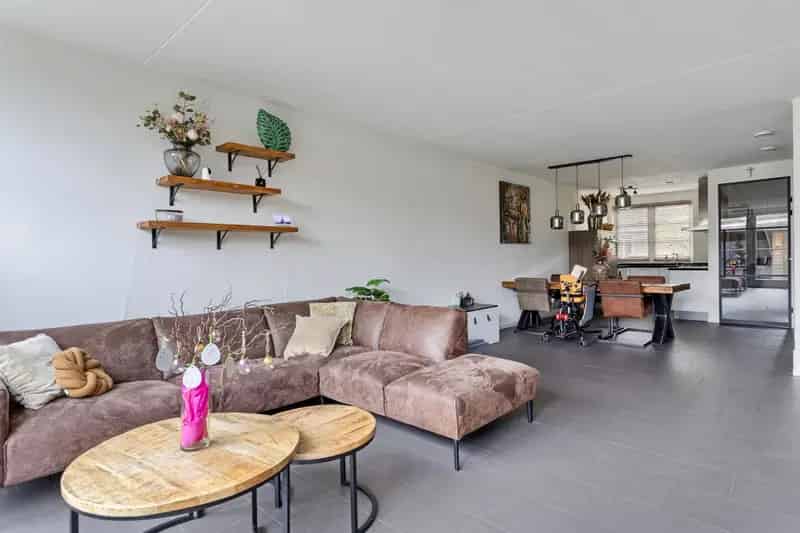 Moderne Tussenwoning Schijndel 3 slaapkamers 10 Zonnepanelen Energielabel A