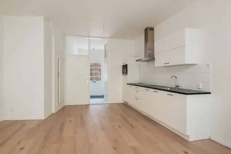3 Kamerwoning Rotterdam Nieuw West 85m2 Nabij Centrum