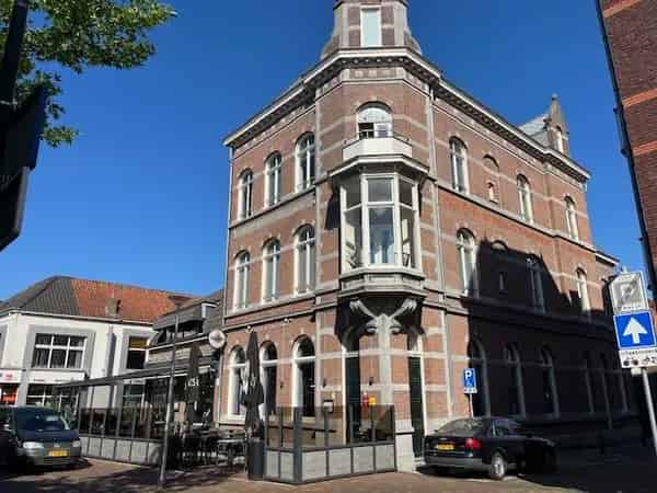 2 Kamer Appartement Steenbergen Centrum - Lift - Balkon - Gerenoveerd