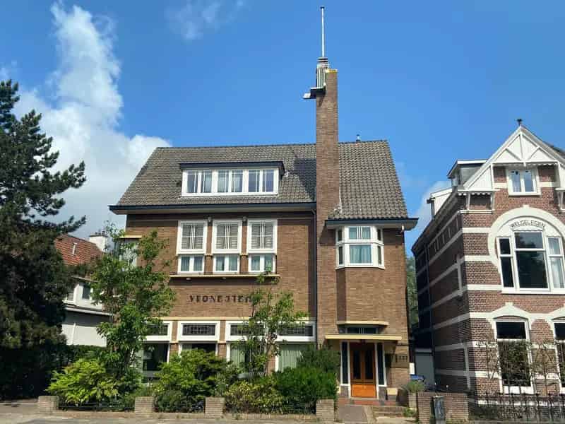 Kantoor te huur Voorburg 558m²  Amsterdamse School Stijl
