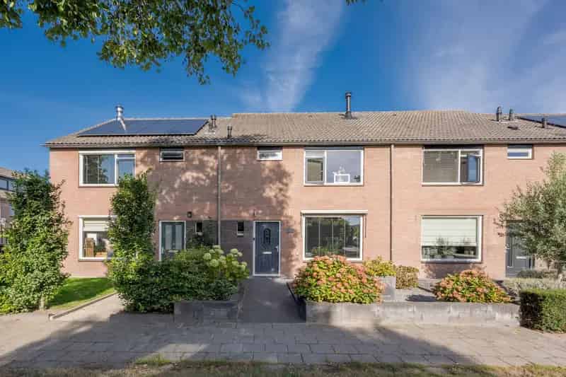 Huis te koop: Wouter Blomstraat 44 3864 DM Nijkerkerveen | Funda