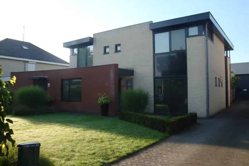 Bedrijfshal Oost West en Middelbeers | Zoek bedrijfshallen te koop: Industrieweg 5-C 5091 BG Oost West en Middelbeers 