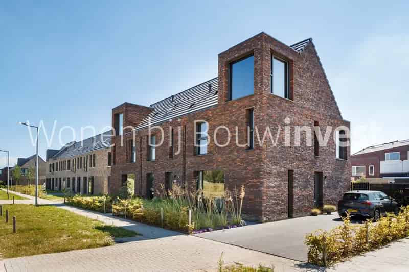 5 Kamer Hoekwoning 122m2 nabij Park 16Hoven