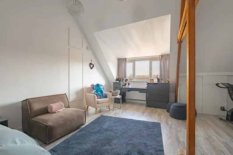 Ruime Tussenwoning Beek 3 slaapkamers Garage Tuin Zonnepanelen
