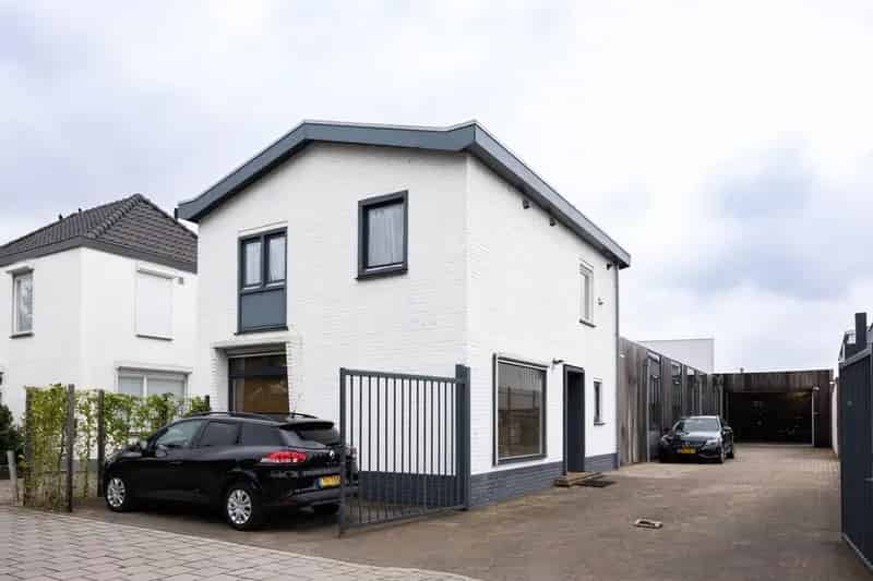 Bedrijfshal Den Bosch te Koop Rietveldenweg