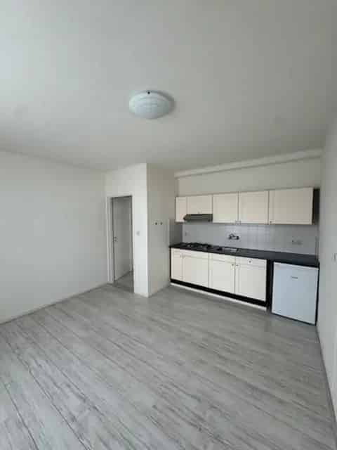 2 Kamer Appartement Sittard 40m2 Te Huur