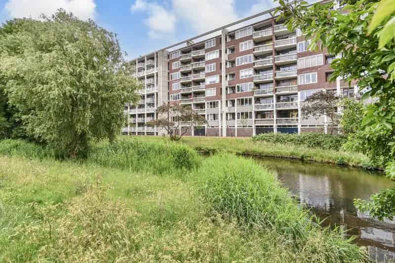 Appartement te koop Bloemenbuurt Den Haag 3 slaapkamers 2 balkons