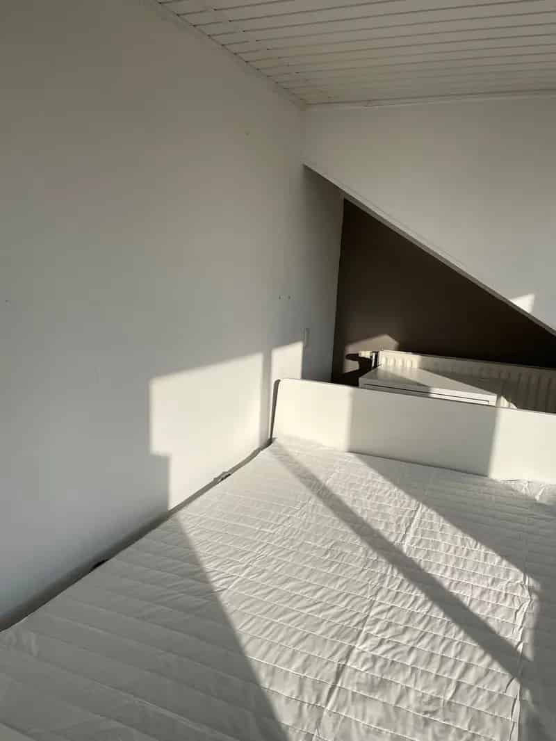 Ruime Slaapkamer Almere Stad te Huur - Volledig Gemeubileerd