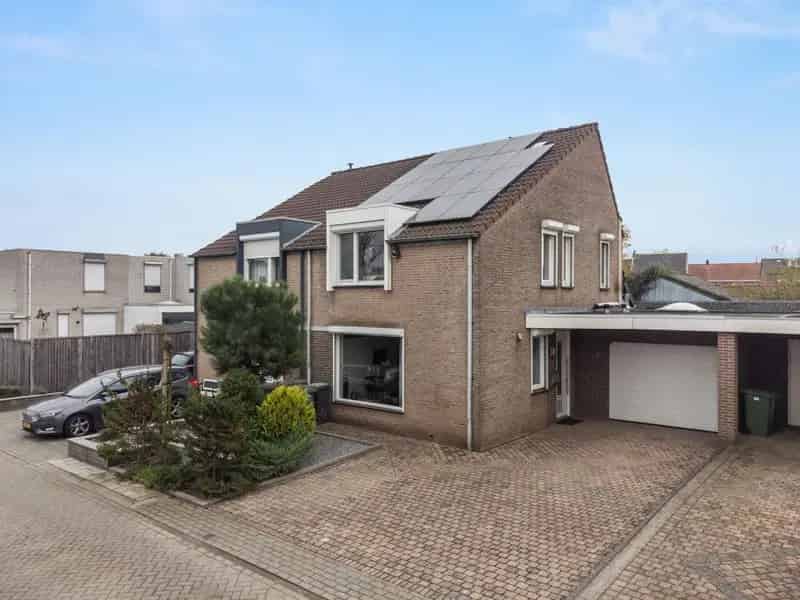 Tweekapper Landgraaf Ruime Oprit Garage Tuin Zonnepanelen Biomassa
