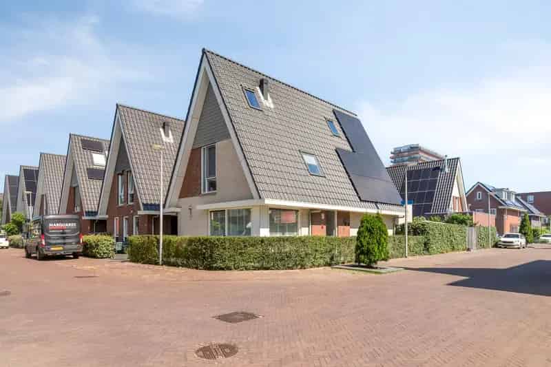 Luxe Villa te Koop Purmerend 4 slaapkamers A++ 16 Zonnepanelen