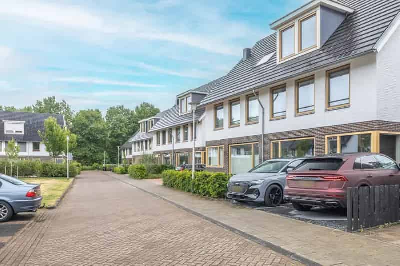 Tweekapper Zijdelwaard 4 slaapkamers Garage Tuin