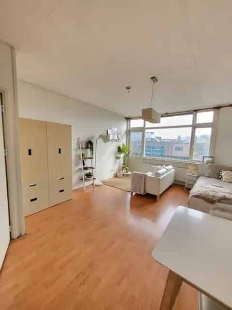 Studio Utrecht West Groeneweg 30m2 1 kamer te huur