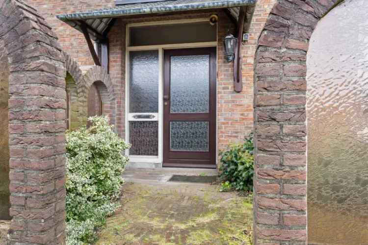 Tweekapper Velp: Ruime woning met garage en 4 slaapkamers
