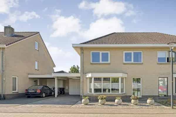 Ruime Tweekapper Raalte Noord 194m2 3 slaapkamers Tuin Zonnepanelen