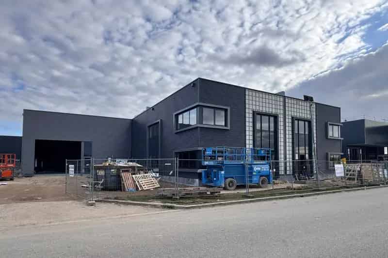 Bedrijfshal te Huur Zevenaar 830m² Kantoorruimte Businesspark 7poort