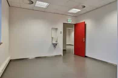 1.735 m2 kantoorruimte te koop in Middelburg