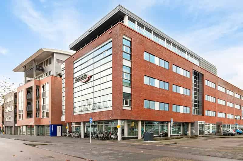 Kantoorruimte Heerenveen te Huur 855m²