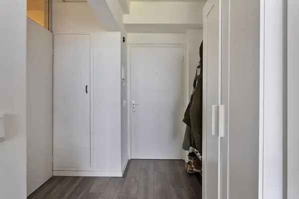 Ruim Appartement Eindhoven Kronehoef  Uitzicht Balkon Berging