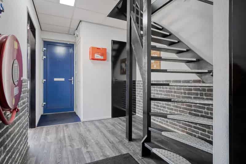 Bedrijfshal Dordrecht | Zoek bedrijfshallen te koop: Rudolf A. Jasstraat 30 3316 BR Dordrecht 