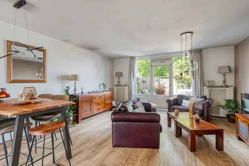 Ruime gezinswoning Gorinchem-Oost 112m2 3 slaapkamers 18 zonnepanelen