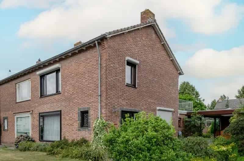 2 1 Kap Gerenoveerde woning te huur Weert