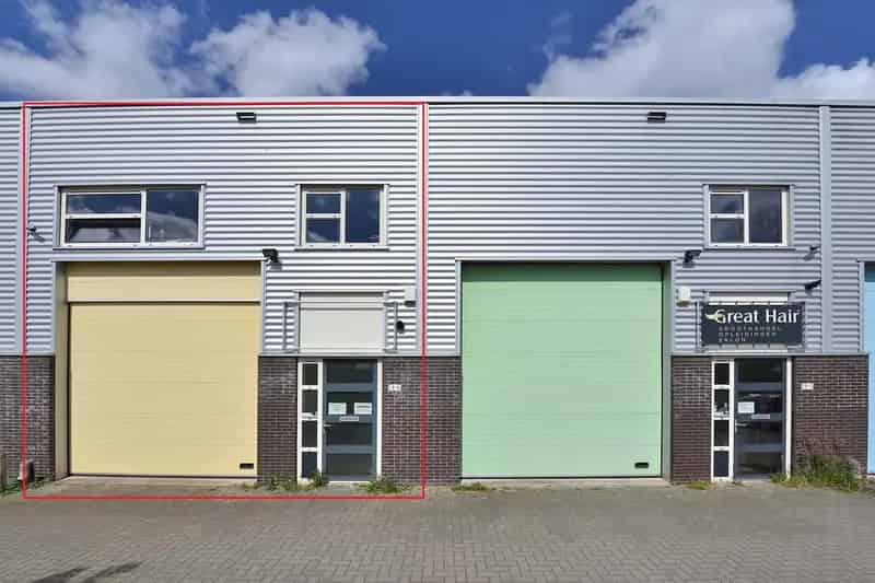 Bedrijfshal Hengelo 190m2 Kantoor en Opslag