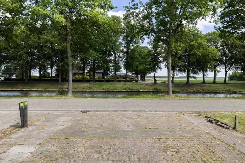 Ruime woning met nieuwe kapconstructie en veel mogelijkheden