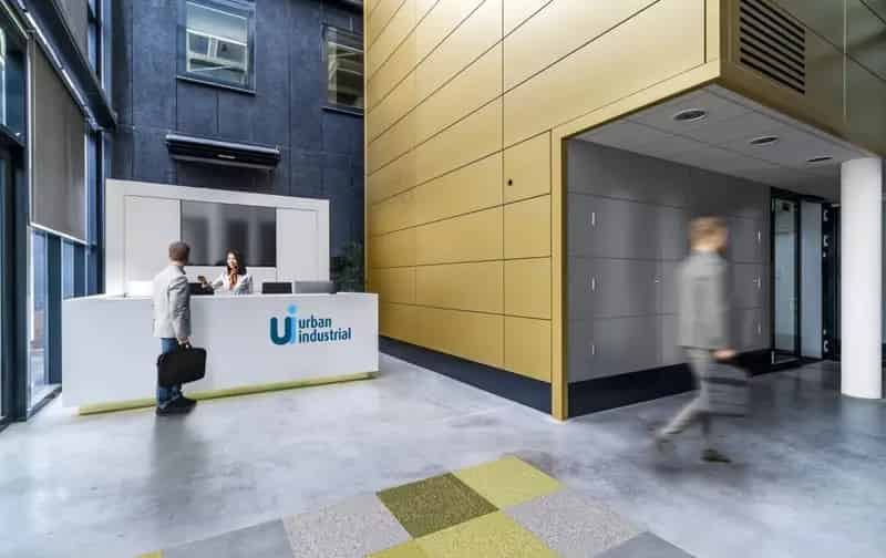 Kantoorruimte en Bedrijfsruimte te Huur Amsterdam Zuidoost